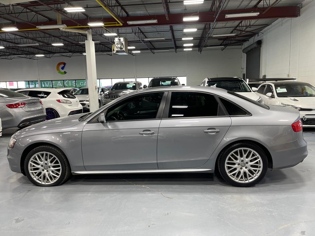 2016 Audi A4 4dr Sdn Auto Komfort plus quattro Photo5