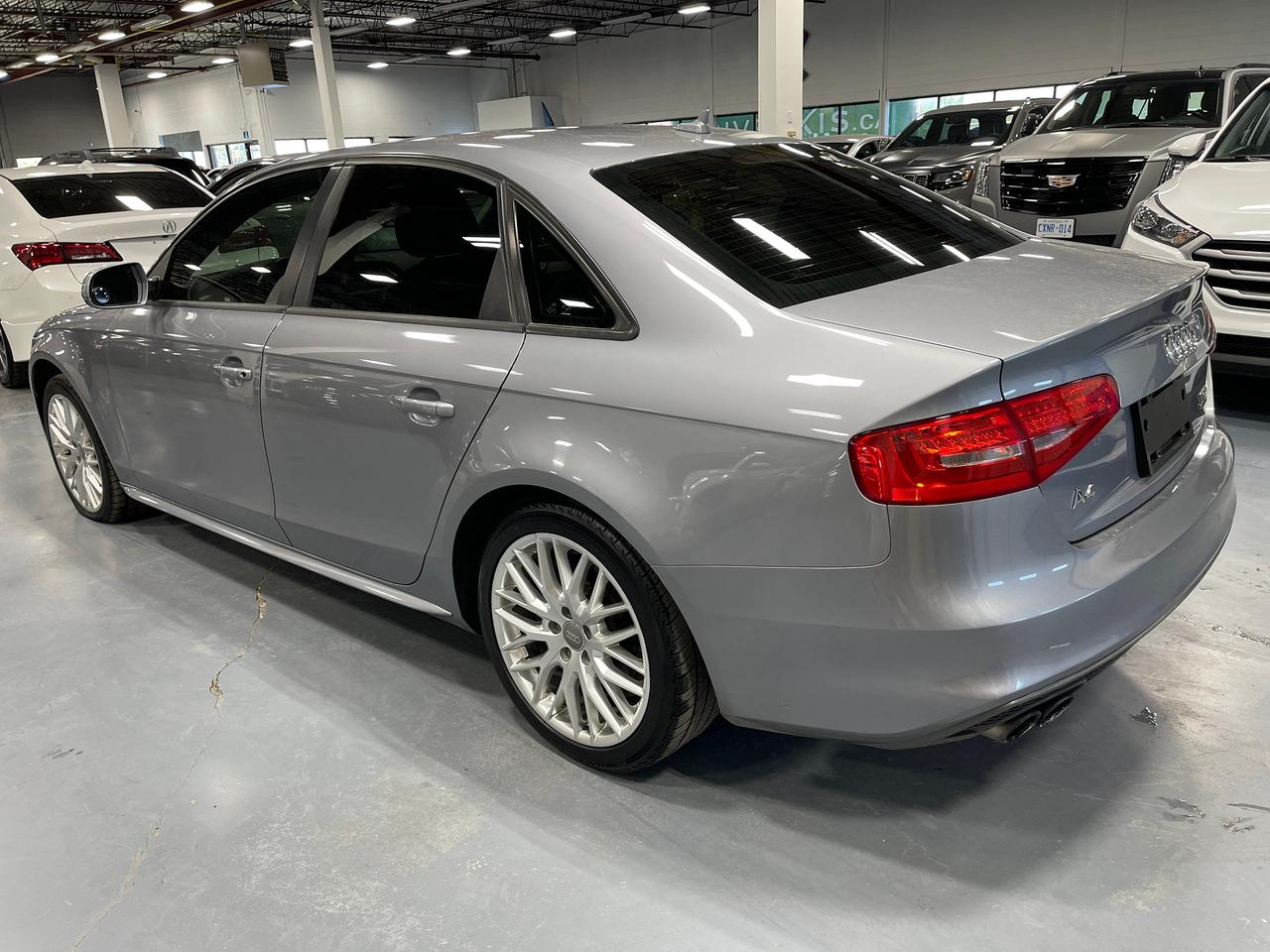 2016 Audi A4 4dr Sdn Auto Komfort plus quattro Photo