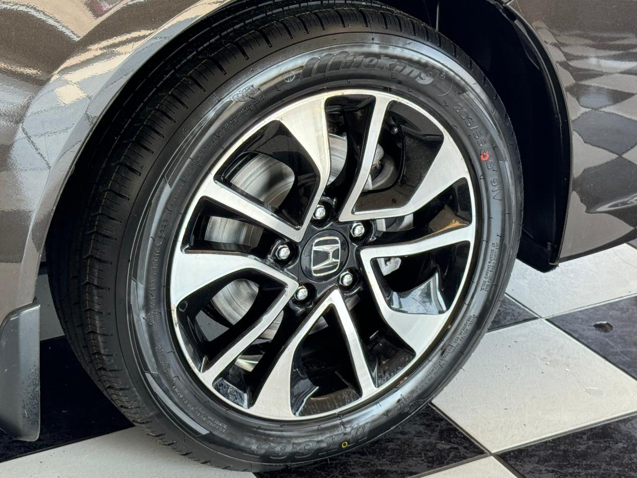 2014 Honda Civic EX+Sunroof+Camera+Heated Seats+New Tires & Brakes - Photo #58
