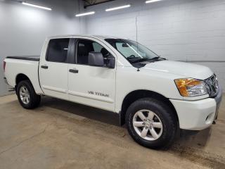 Used 2014 Nissan Titan SV for sale in Guelph, ON