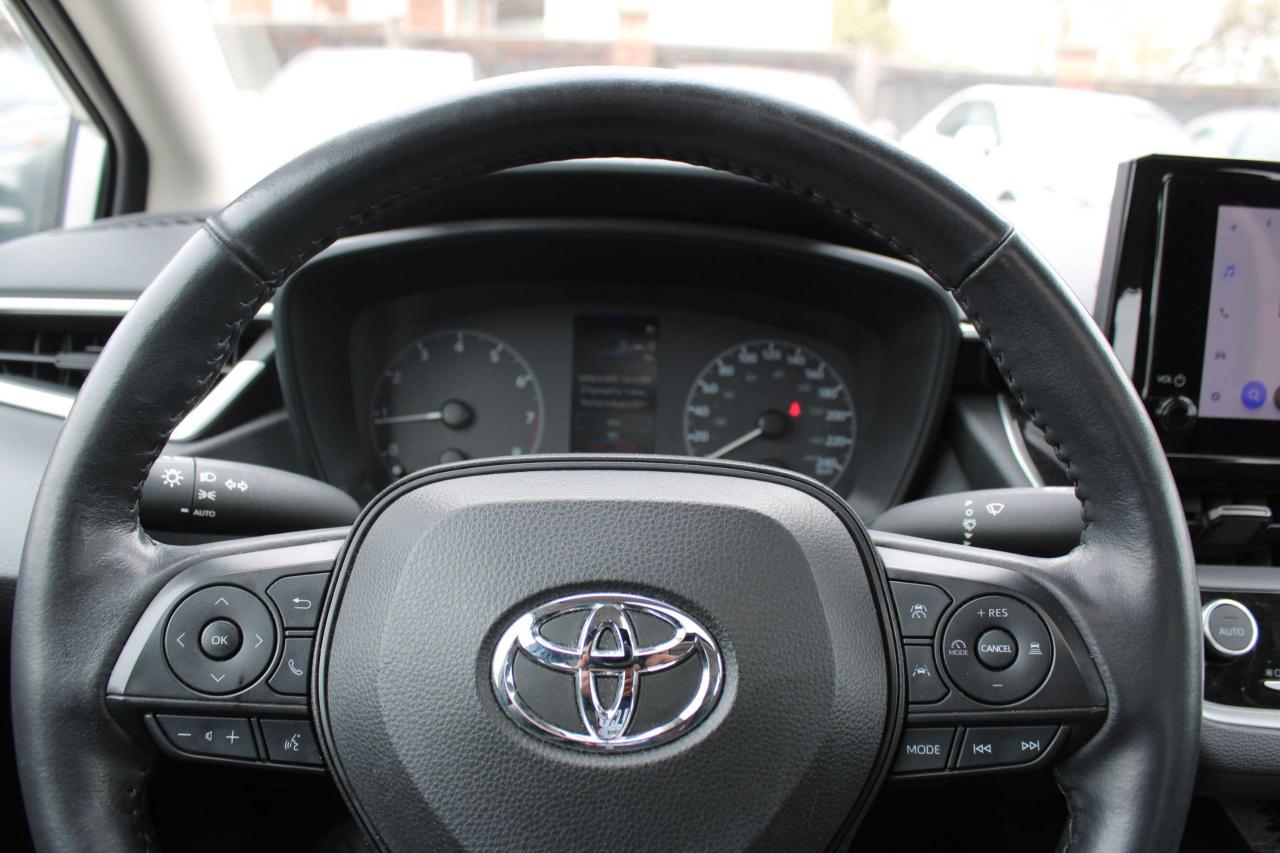 2023 Toyota Corolla LE CVT with sunroof - Photo #11