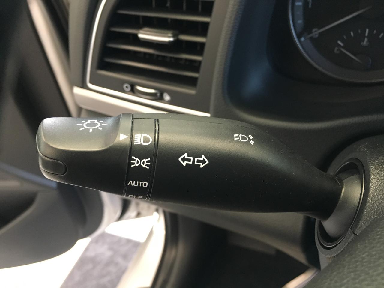 2018 Hyundai Elantra GL+ApplePlay+Camera+Heated Seats+CLEAN CARFAX - Photo #50