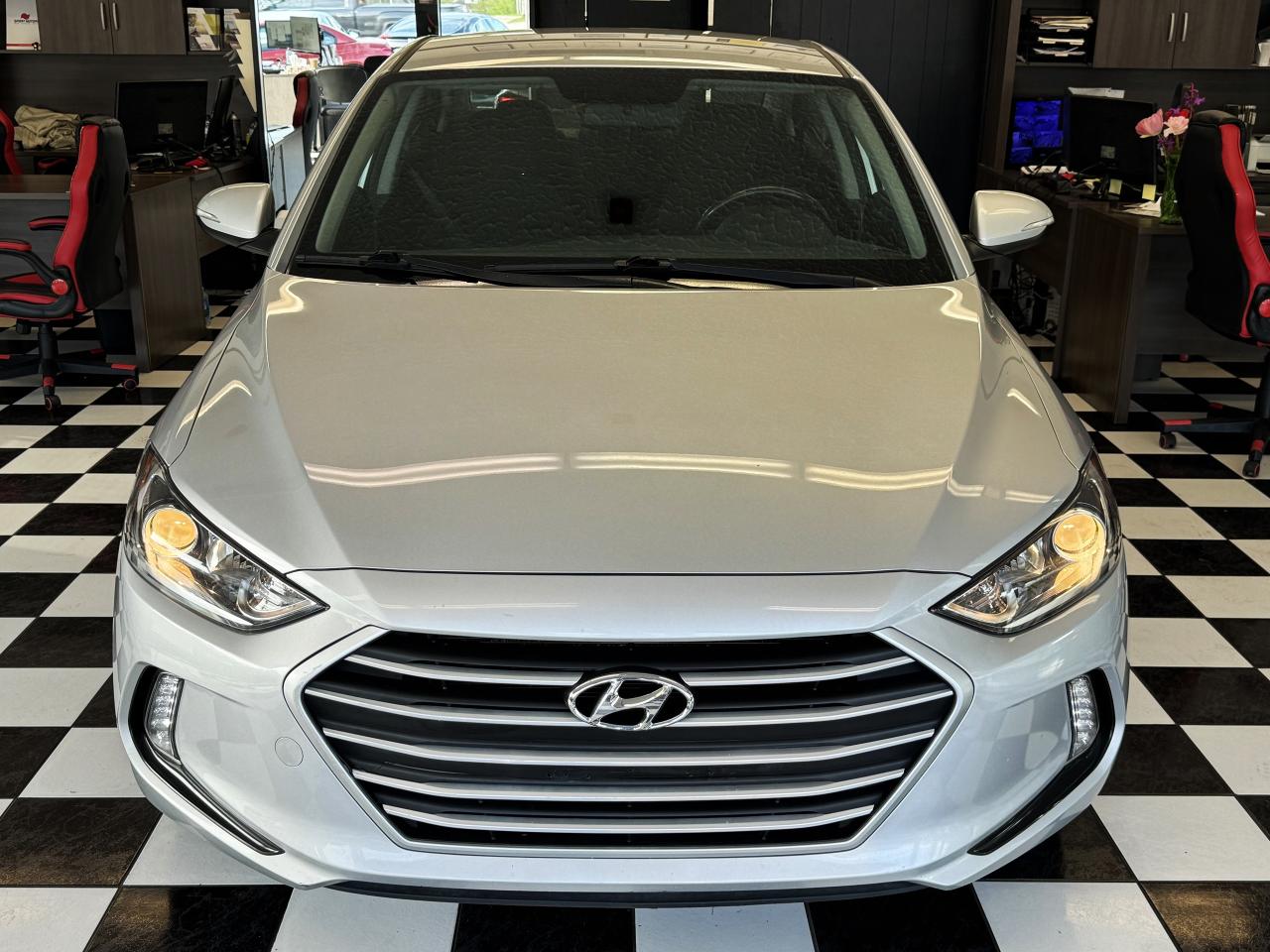 2018 Hyundai Elantra GL+ApplePlay+Camera+Heated Seats+CLEAN CARFAX - Photo #5