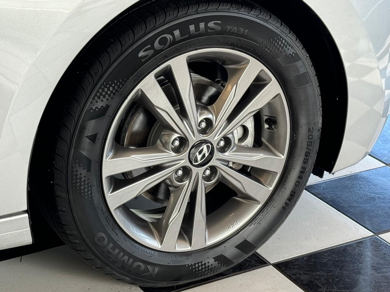 2018 Hyundai Elantra GL+ApplePlay+Camera+Heated Seats+CLEAN CARFAX - Photo #57