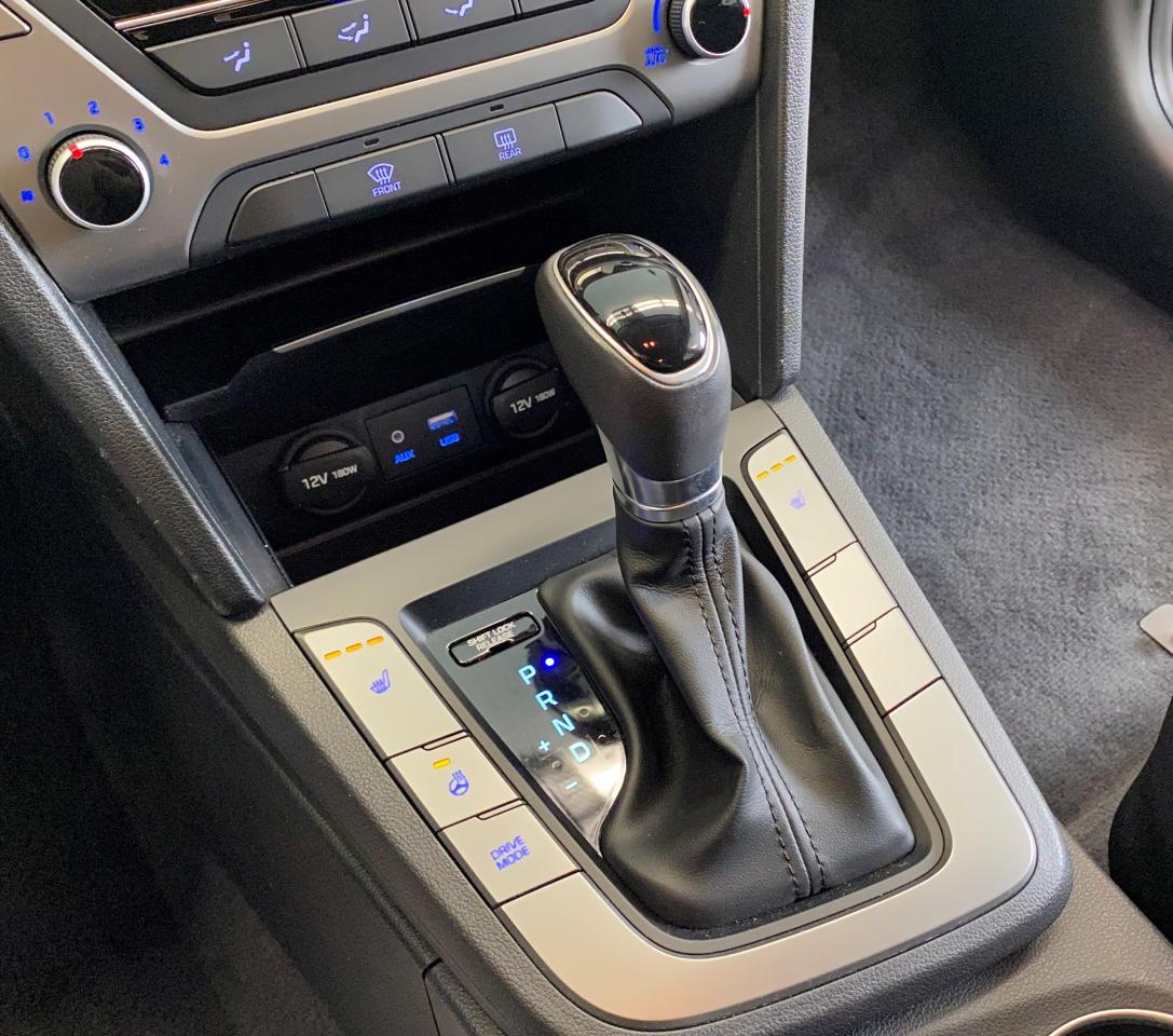 2018 Hyundai Elantra GL+ApplePlay+Camera+Heated Seats+CLEAN CARFAX - Photo #35