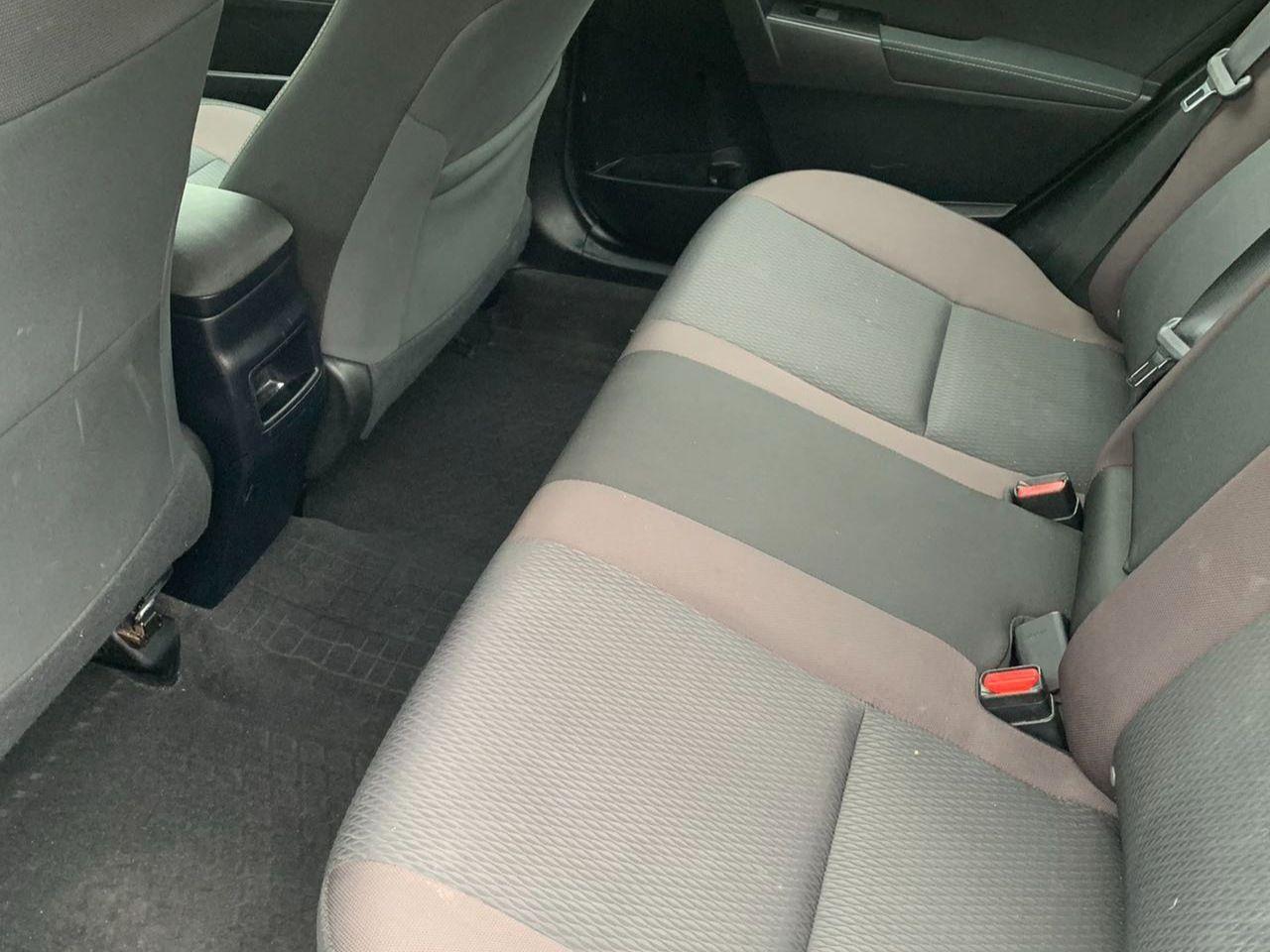 2019 Toyota Corolla LE - Photo #10