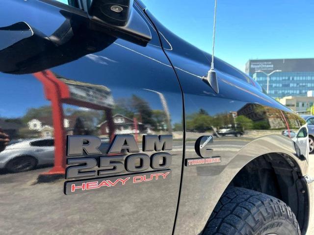 2016 RAM 2500 SLT 6.7L Diesel SuperDuty Crew Cab 4x4 Sunroof Photo32