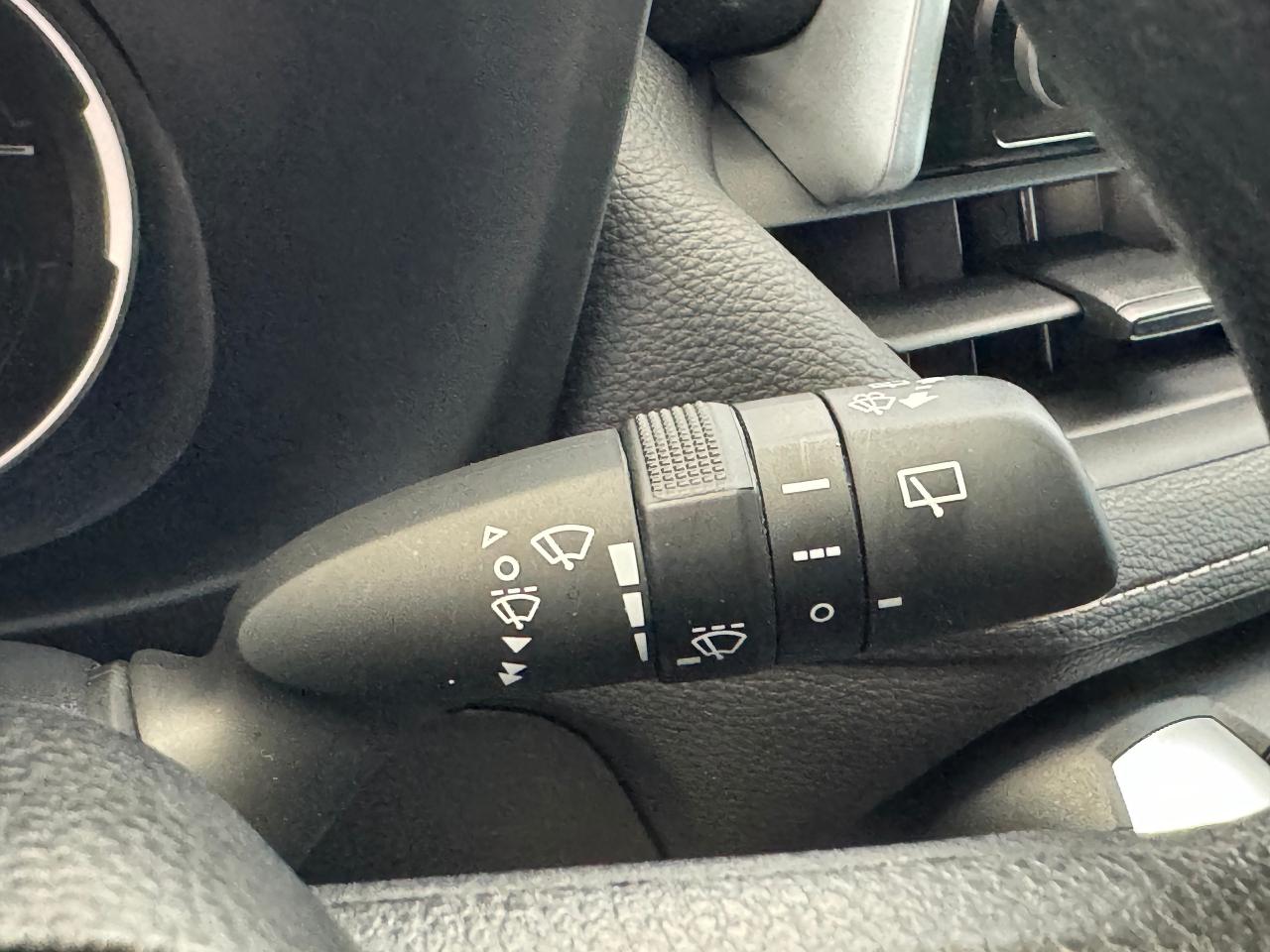 2023 Toyota RAV4 LE AWD+LKA+Adaptive Cruise+ApplePlay+CLEAN CARFAX - Photo #48