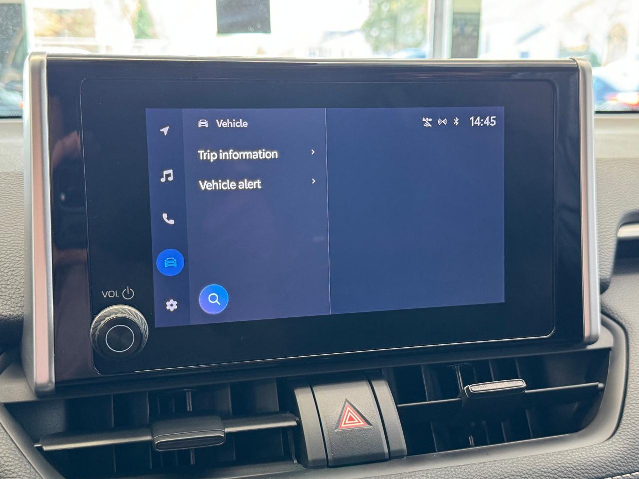 2023 Toyota RAV4 LE AWD+LKA+Adaptive Cruise+ApplePlay+CLEAN CARFAX - Photo #36