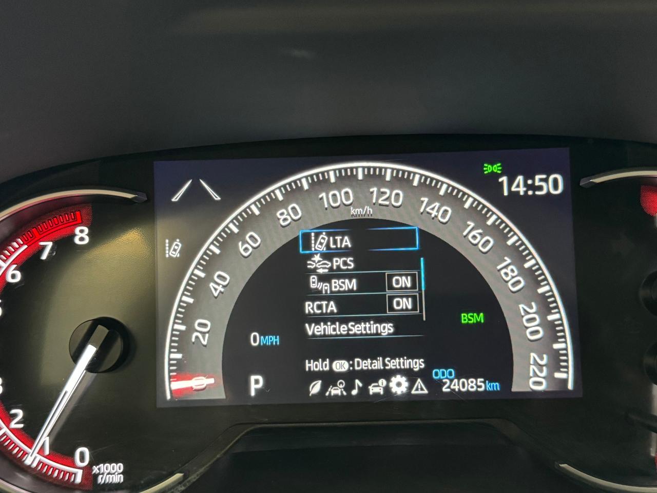 2023 Toyota RAV4 LE AWD+LKA+Adaptive Cruise+ApplePlay+CLEAN CARFAX - Photo #11
