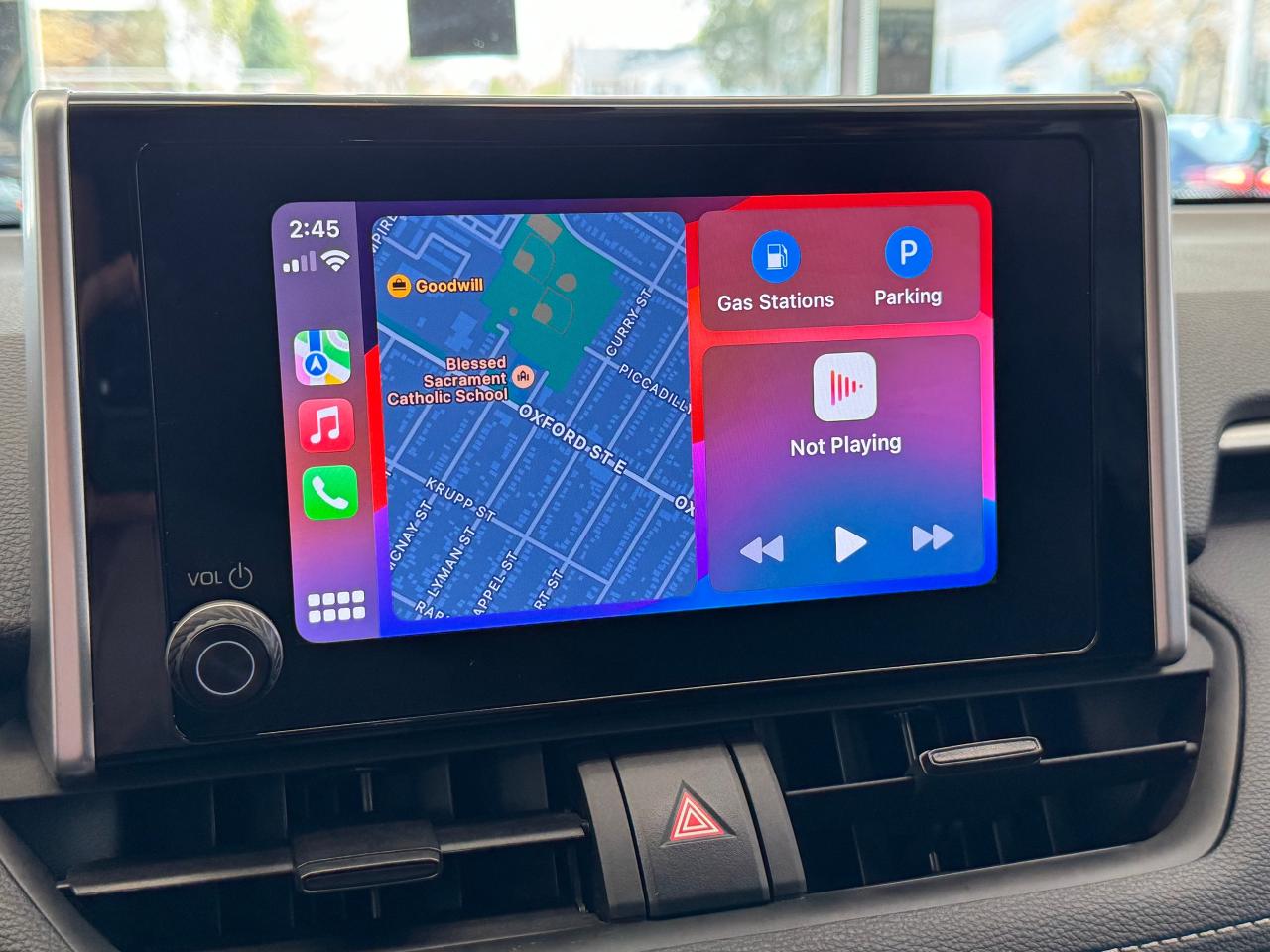 2023 Toyota RAV4 LE AWD+LKA+Adaptive Cruise+ApplePlay+CLEAN CARFAX - Photo #30