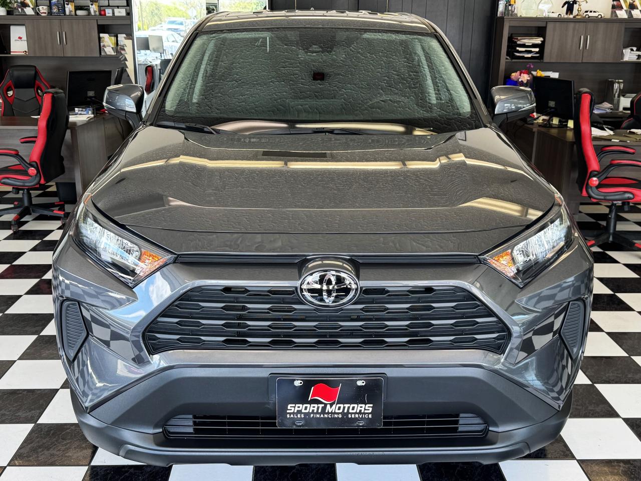 2023 Toyota RAV4 LE AWD+LKA+Adaptive Cruise+ApplePlay+CLEAN CARFAX - Photo #6
