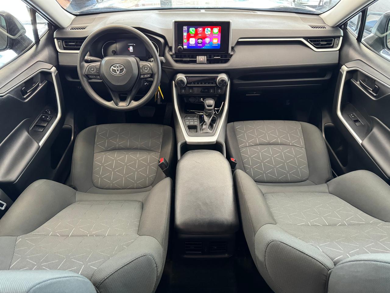 2023 Toyota RAV4 LE AWD+LKA+Adaptive Cruise+ApplePlay+CLEAN CARFAX - Photo #7