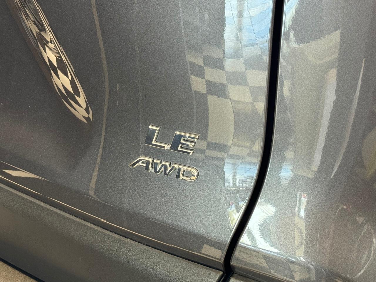 2023 Toyota RAV4 LE AWD+LKA+Adaptive Cruise+ApplePlay+CLEAN CARFAX - Photo #67