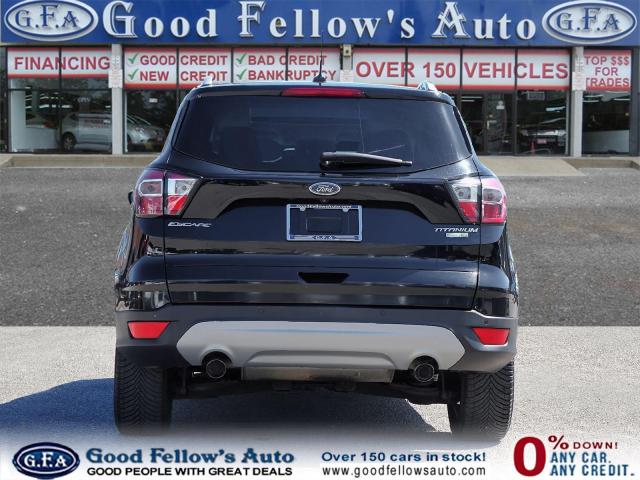 2017 Ford Escape TITANIUM MODEL, AWD, LEATHER SEATS, PANORAMIC ROOF Photo4