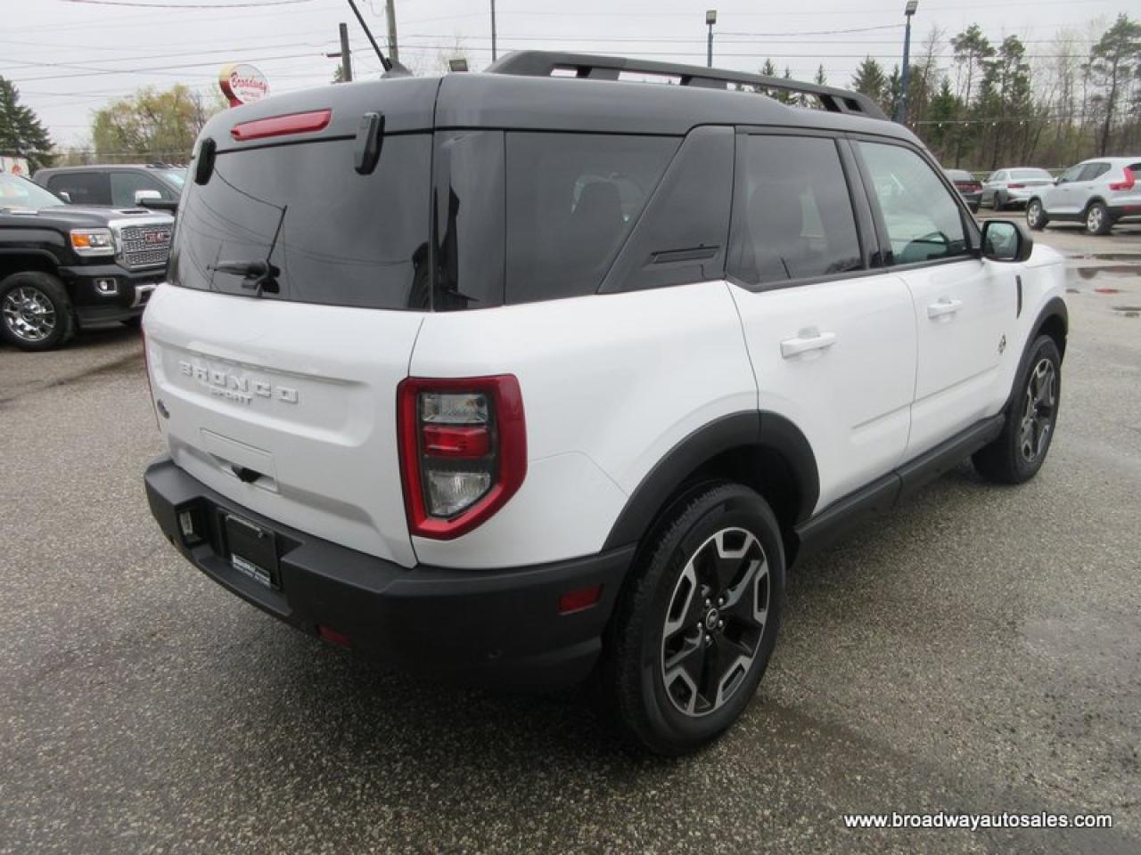 2022 Ford Bronco Sport LOADED OUTER-BANKS-VERSION 5 PASSENGER 1.5L - 3 CYL.. 4X4.. HEATED SEATS & WHEEL.. NAVIGATION.. BACK-UP CAMERA.. BLUETOOTH SYSTEM.. Photo