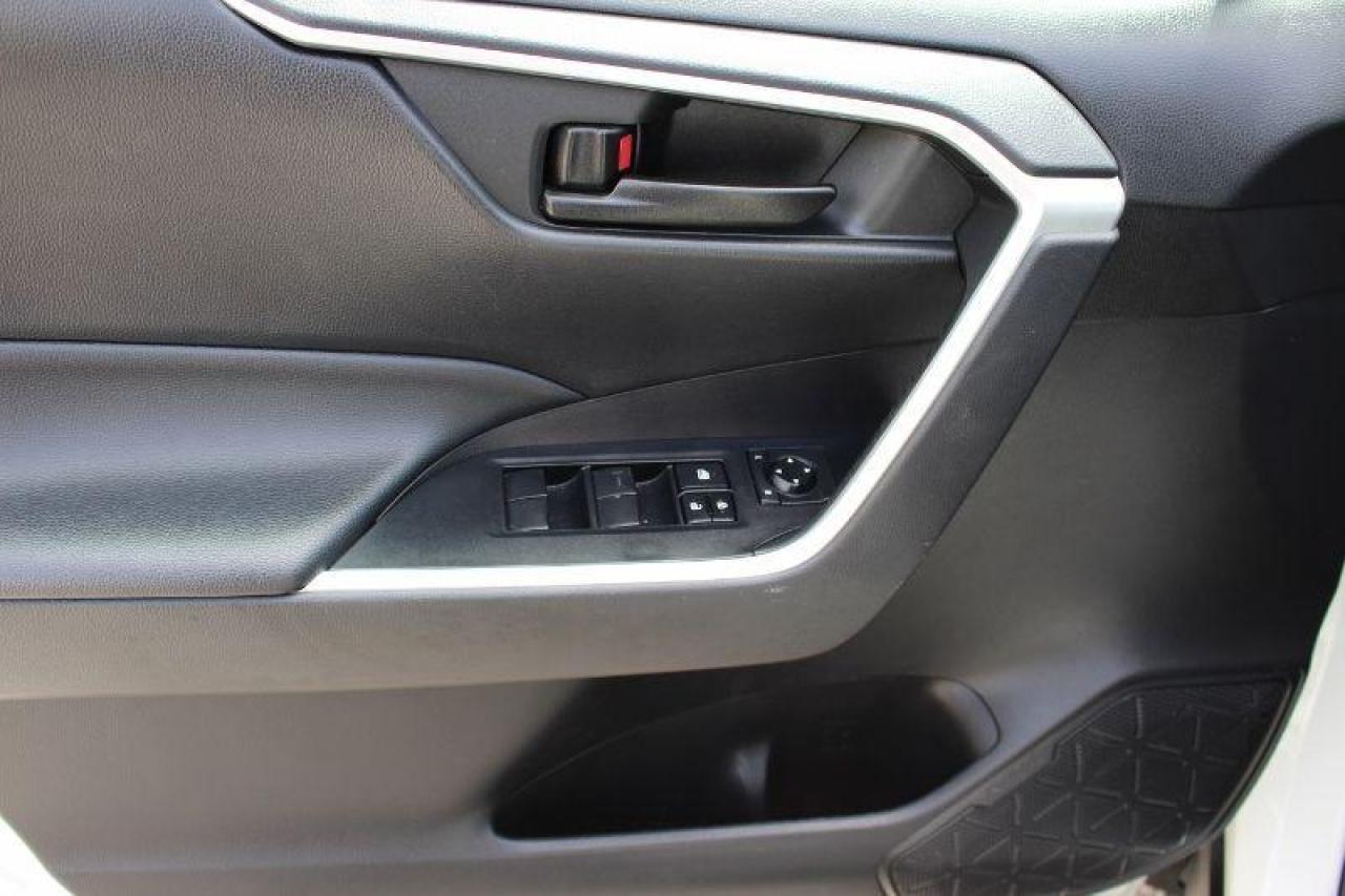 2021 Toyota RAV4 LE AWD*Heated Seats*Bluetooth*Rear Cam*2.5L-4cyl - Photo #12