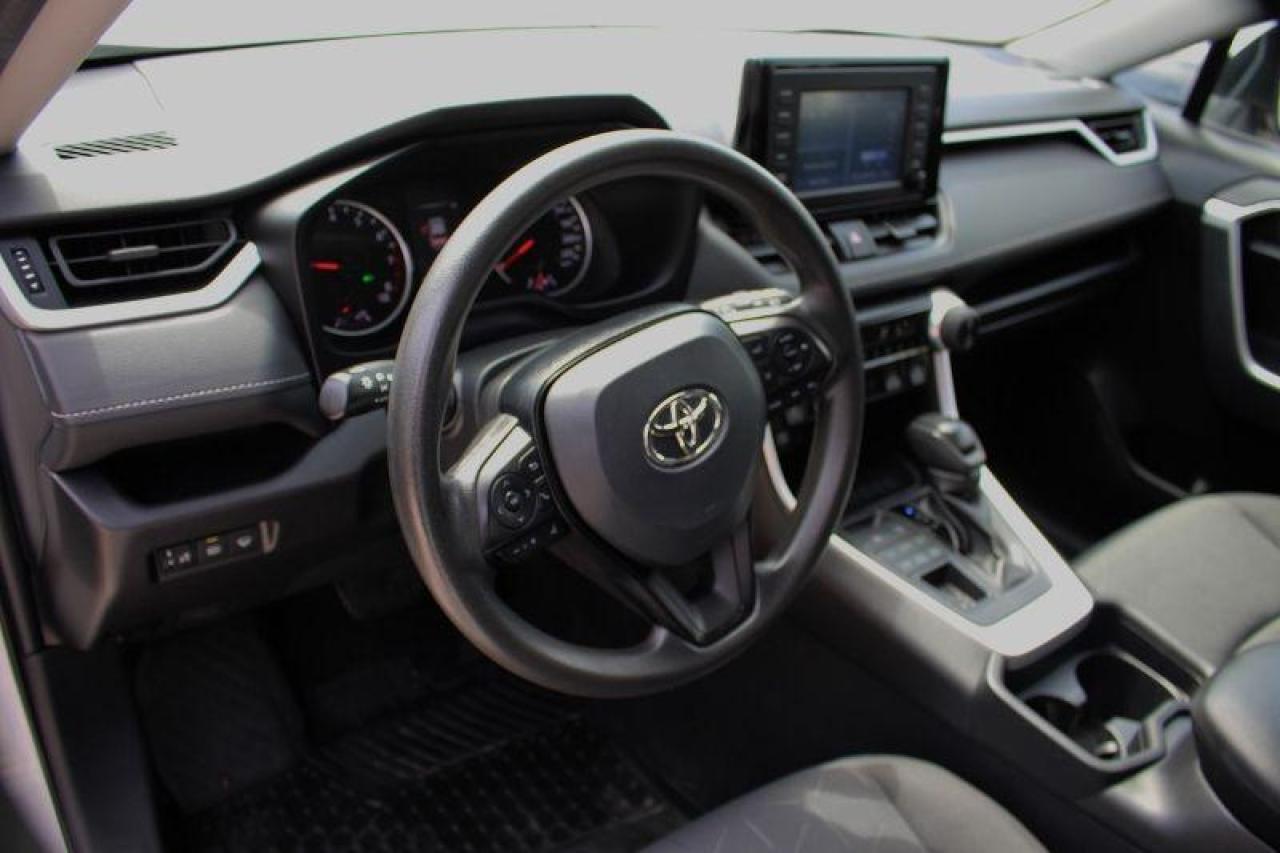 2021 Toyota RAV4 LE AWD*Heated Seats*Bluetooth*Rear Cam*2.5L-4cyl - Photo #9