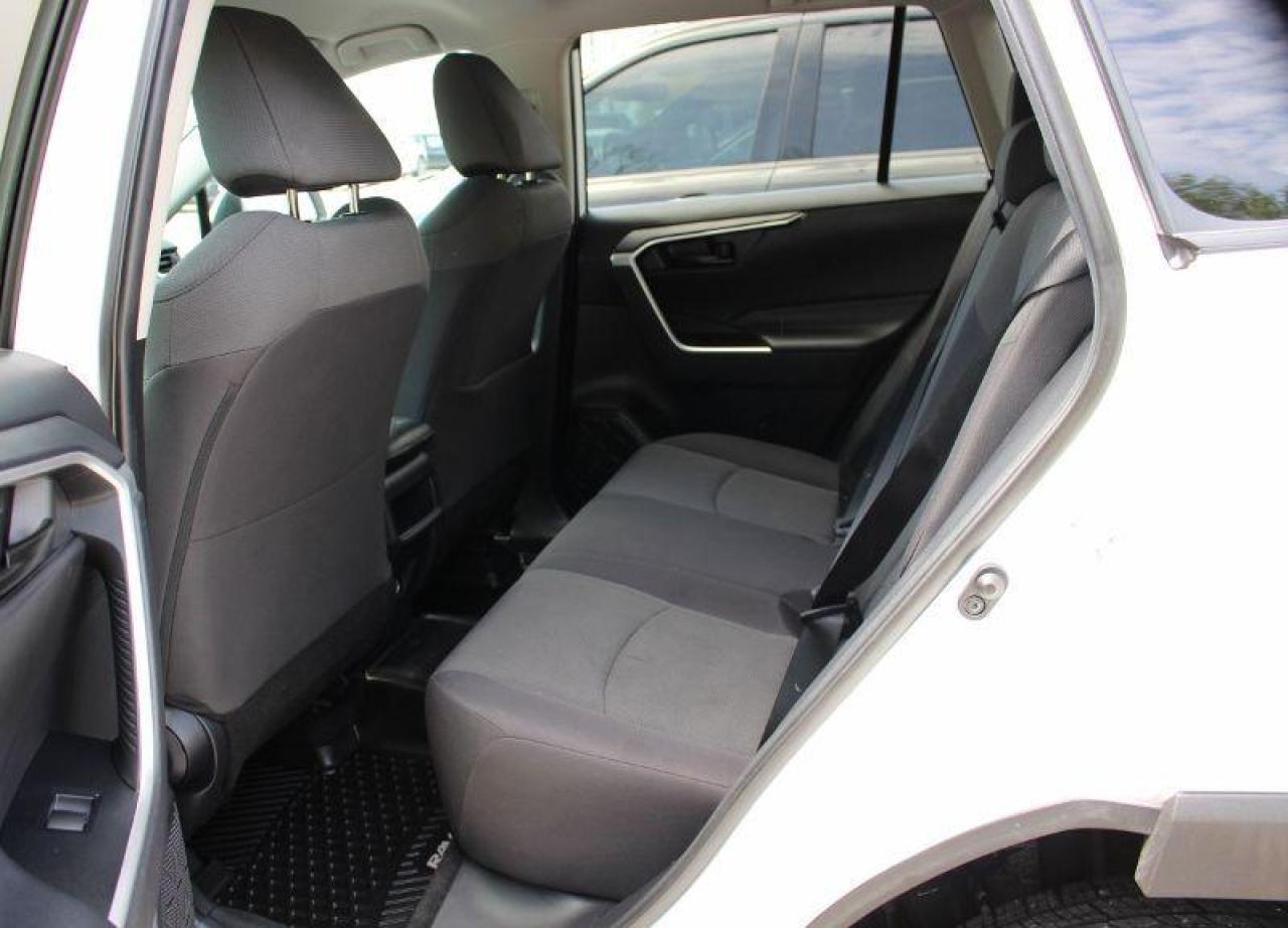 2021 Toyota RAV4 LE AWD*Heated Seats*Bluetooth*Rear Cam*2.5L-4cyl - Photo #14