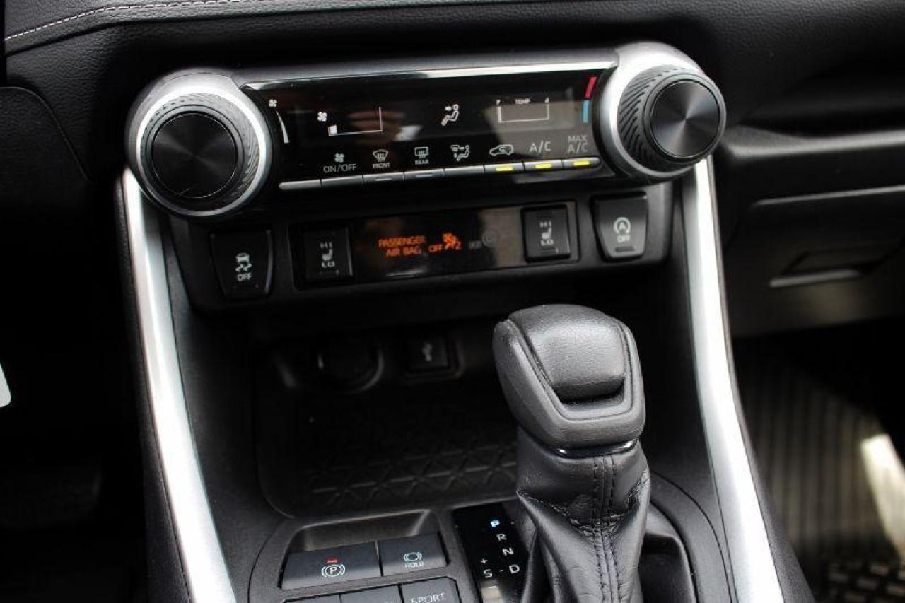 2021 Toyota RAV4 LE AWD*Heated Seats*Bluetooth*Rear Cam*2.5L-4cyl - Photo #24