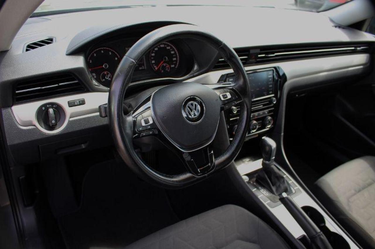 2020 Volkswagen Passat Comfortline*Heated Seats*CarPlay*Rear Cam*2.L-4cyl - Photo #8