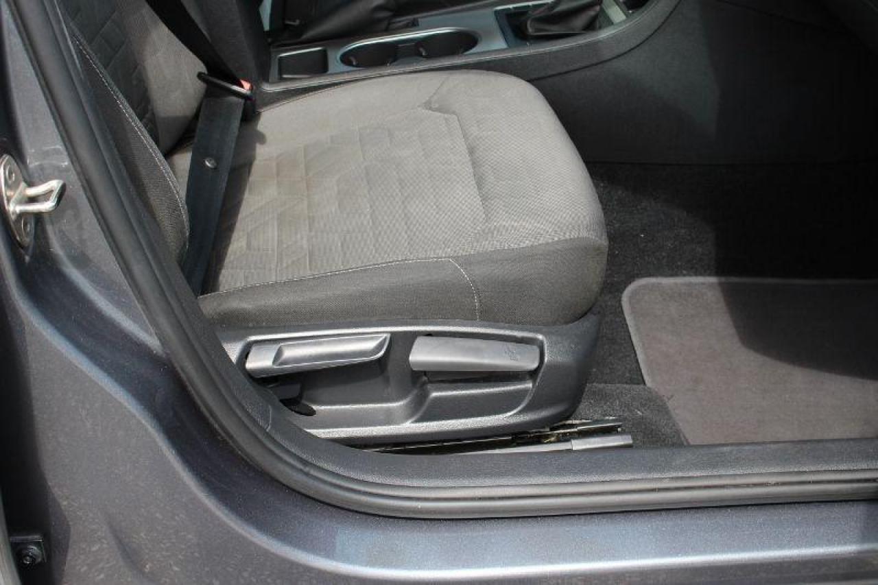 2020 Volkswagen Passat Comfortline*Heated Seats*CarPlay*Rear Cam*2.L-4cyl - Photo #14
