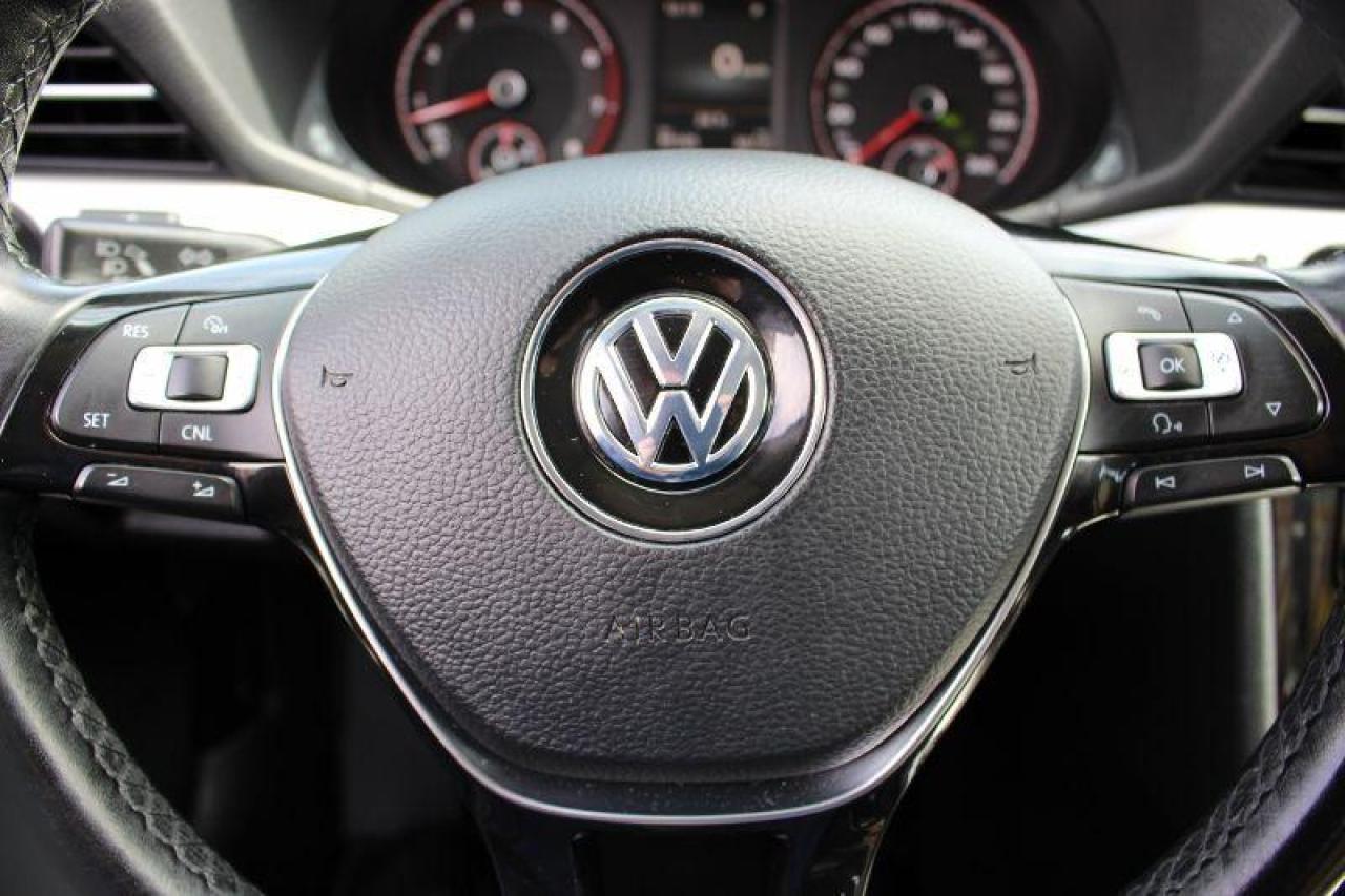 2020 Volkswagen Passat Comfortline*Heated Seats*CarPlay*Rear Cam*2.L-4cyl - Photo #16