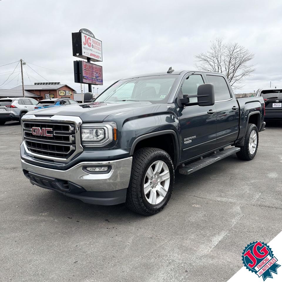 Used 2018 GMC Sierra 1500 4WD CREW CAB 143.5