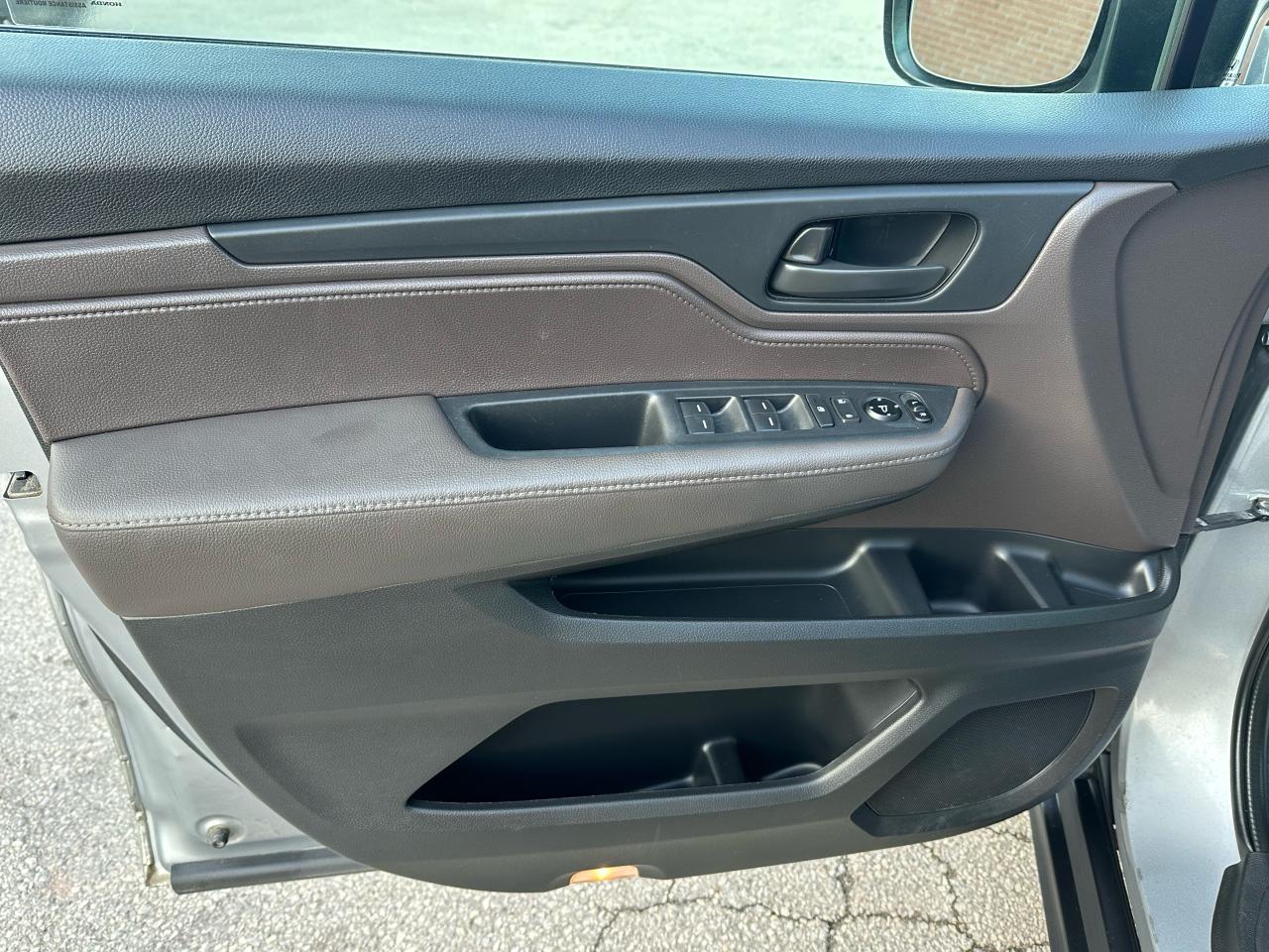 2018 Honda Odyssey EX-RES - Photo #14
