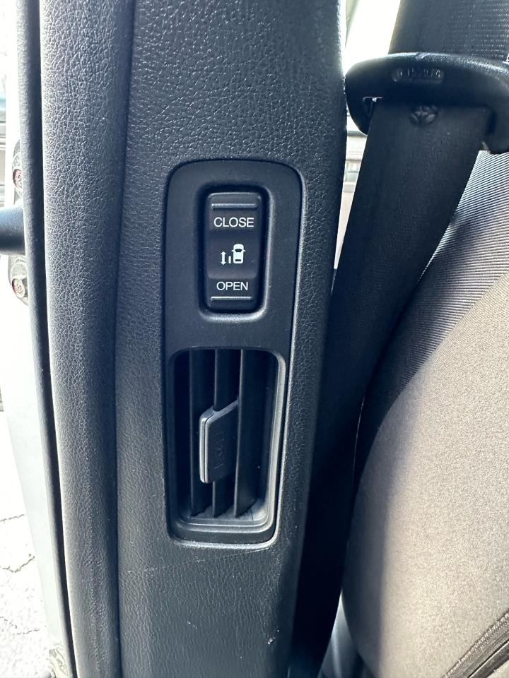 2018 Honda Odyssey EX-RES - Photo #21