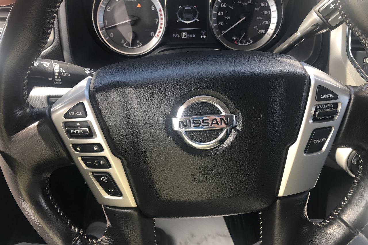 2018 Nissan Titan Pro-4X Photo22