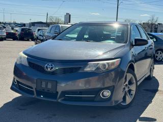 Used 2012 Toyota Camry SE / ALLOYS / PADDLE SHIFTERS / LEATHER / BT for sale in Bolton, ON