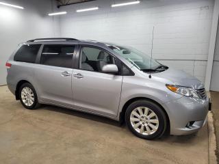 Used 2014 Toyota Sienna XLE for sale in Kitchener, ON