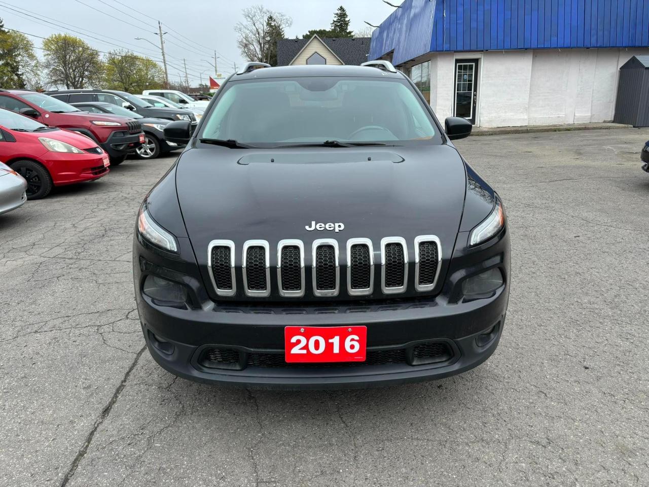 2016 Jeep Cherokee 4WD 4dr North - Photo #2