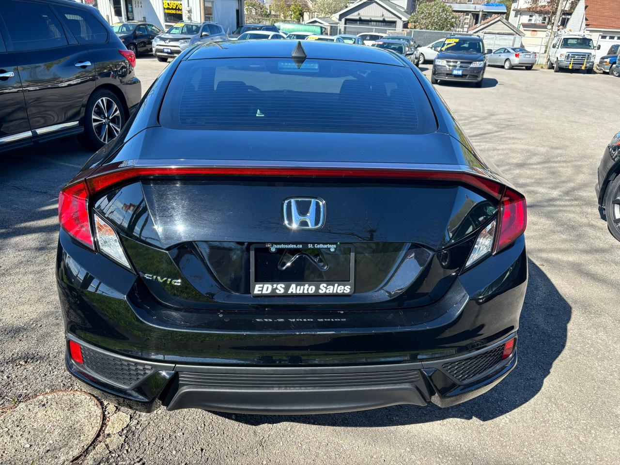 2019 Honda Civic LX, Coupe, Auto, Heated Seats, Alloys, - Photo #5