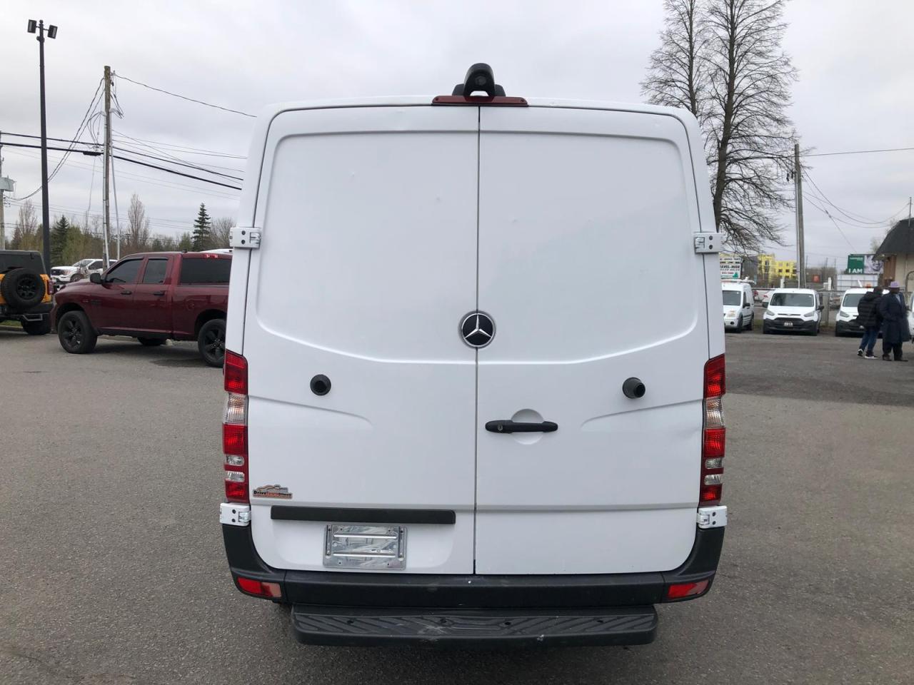 2016 Mercedes-Benz Sprinter RWD 2500 144" - Photo #4