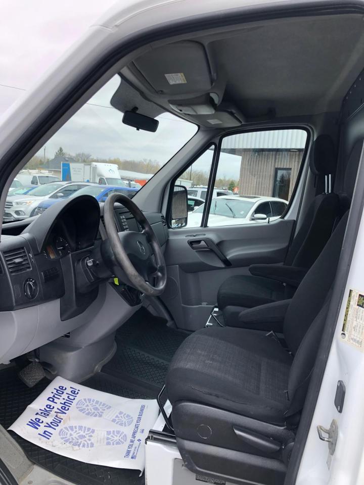 2016 Mercedes-Benz Sprinter RWD 2500 144" - Photo #8