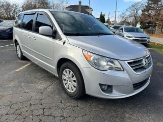 Used 2011 Volkswagen Routan Highline 3.6L/SUNROOF/POWER SLIDING DOORS & TRUNK for sale in Cambridge, ON