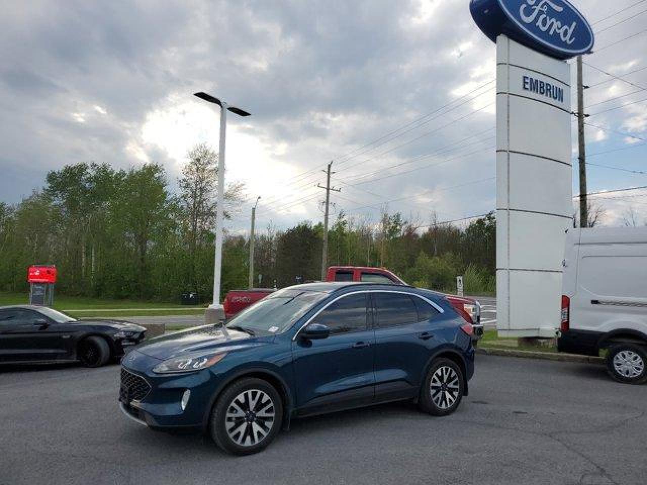 Used 2020 Ford Escape SEL for sale in Embrun, ON