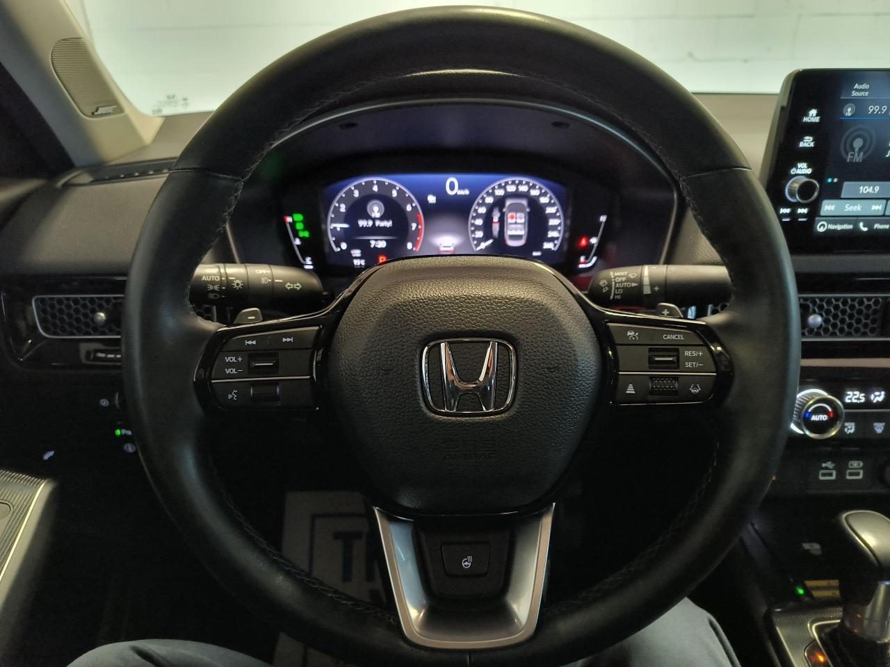 2022 Honda Civic Touring Photo