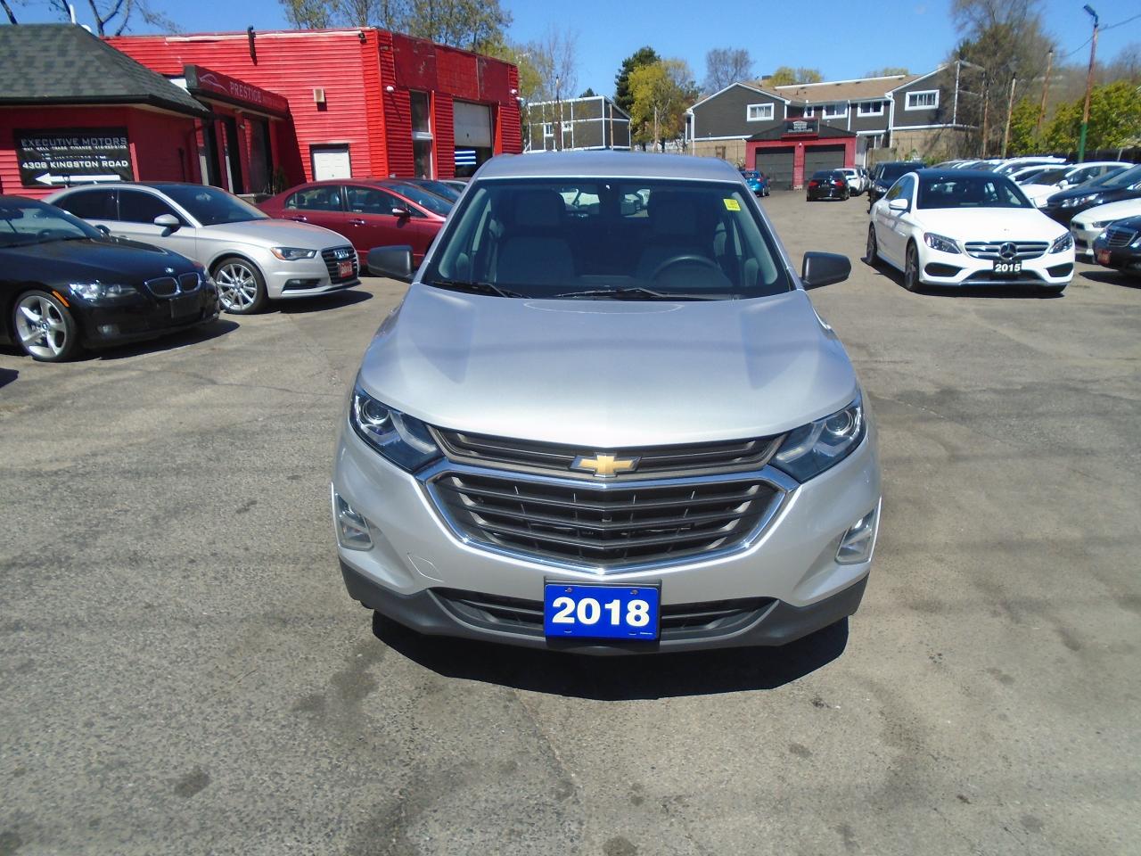 2018 Chevrolet Equinox LS/ ONE OWNER / NO ACCIDENT / REAR CAM /AC / SHARP - Photo #2