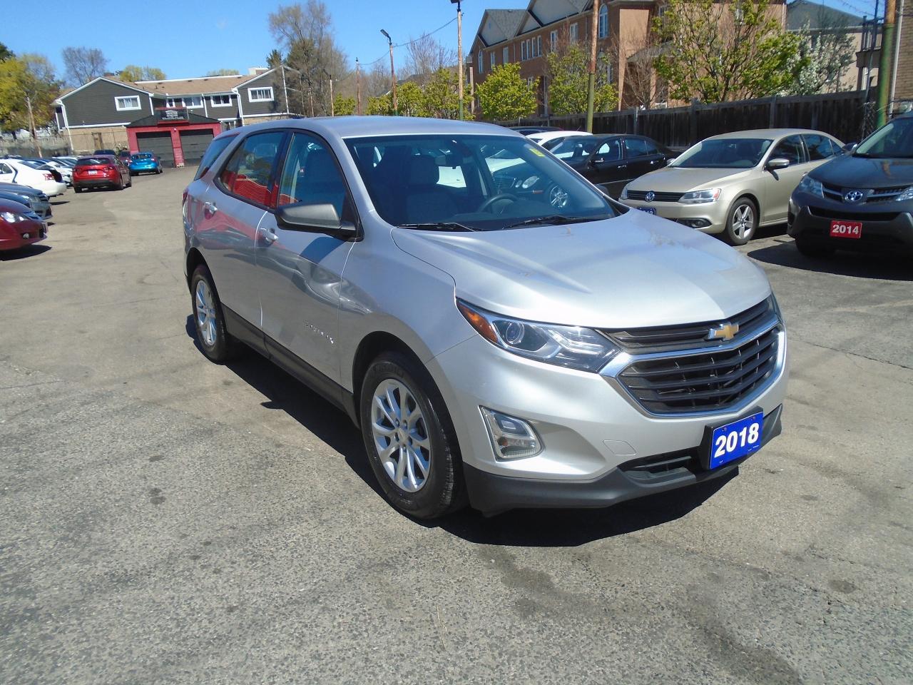 2018 Chevrolet Equinox LS/ ONE OWNER / NO ACCIDENT / REAR CAM /AC / SHARP - Photo #3