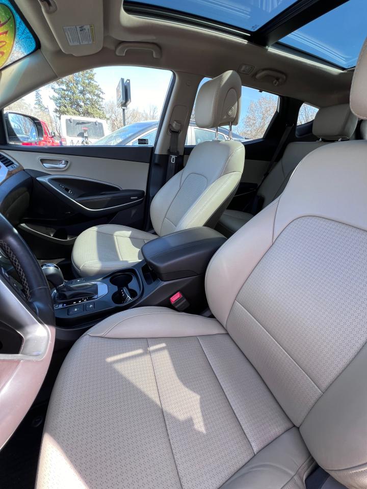 2016 Hyundai Santa Fe Sport Limited - Photo #13
