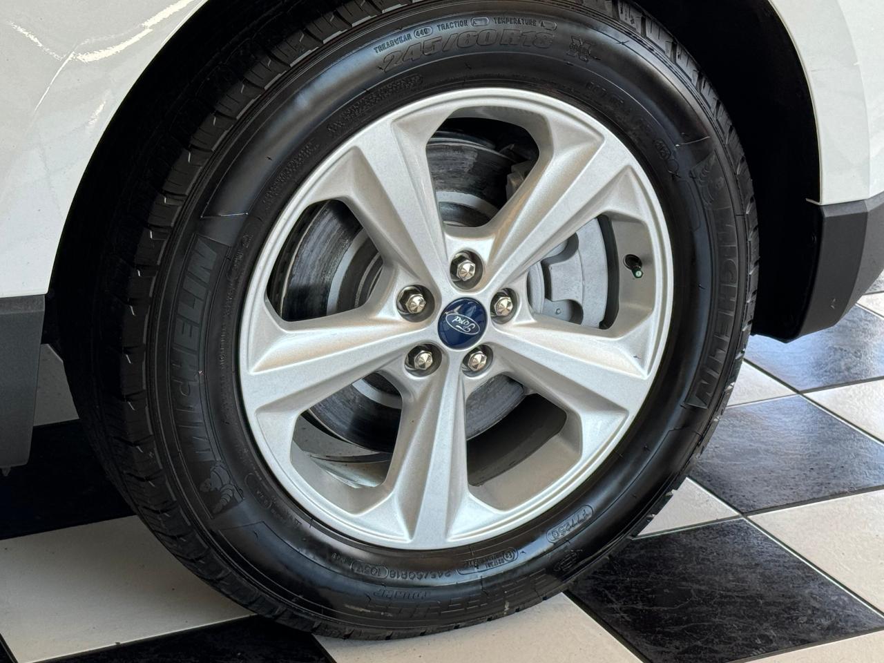 2021 Ford Edge SE AWD+ApplePlay+Lane Keep+Camera+CLEAN CARFAX - Photo #60