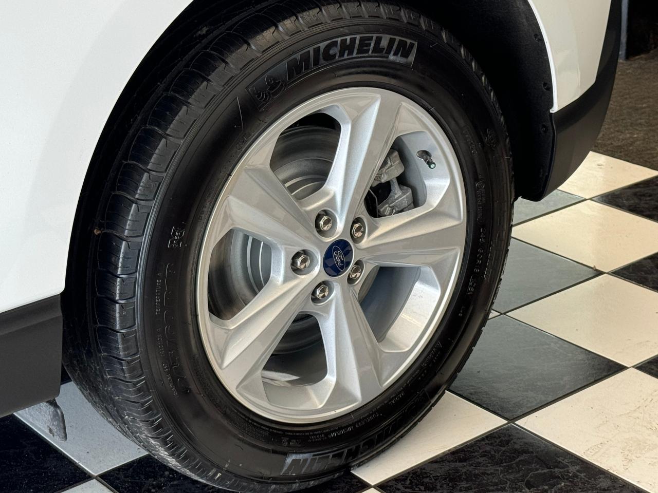 2021 Ford Edge SE AWD+ApplePlay+Lane Keep+Camera+CLEAN CARFAX - Photo #58