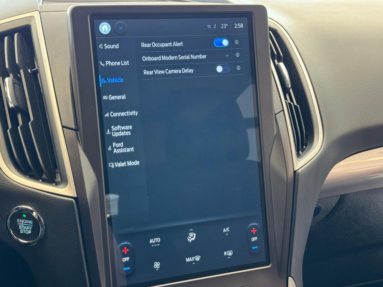 2021 Ford Edge SE AWD+ApplePlay+Lane Keep+Camera+CLEAN CARFAX Photo105