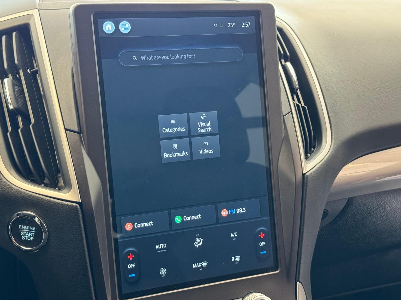 2021 Ford Edge SE AWD+ApplePlay+Lane Keep+Camera+CLEAN CARFAX Photo103