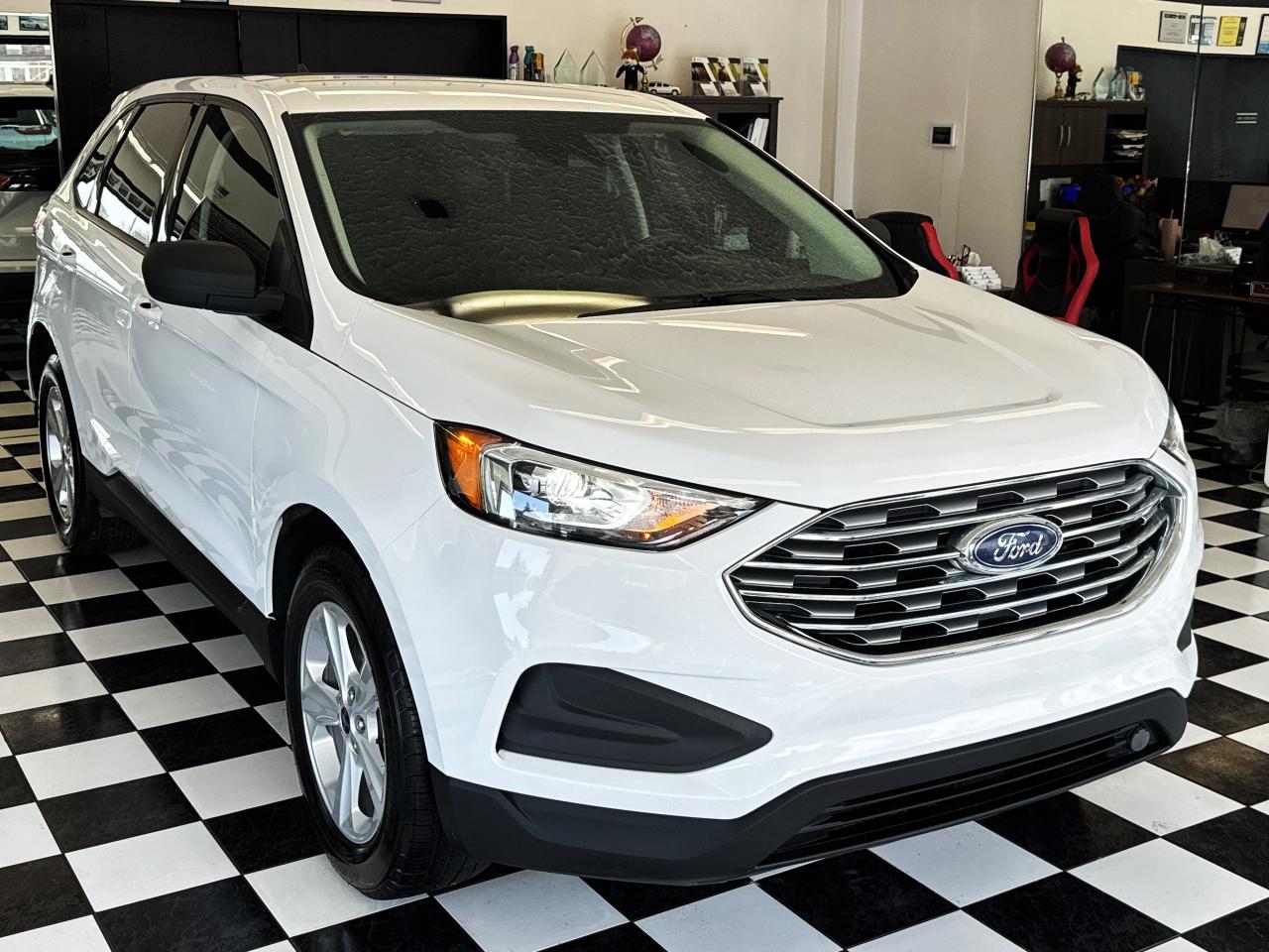 2021 Ford Edge SE AWD+ApplePlay+Lane Keep+Camera+CLEAN CARFAX Photo73