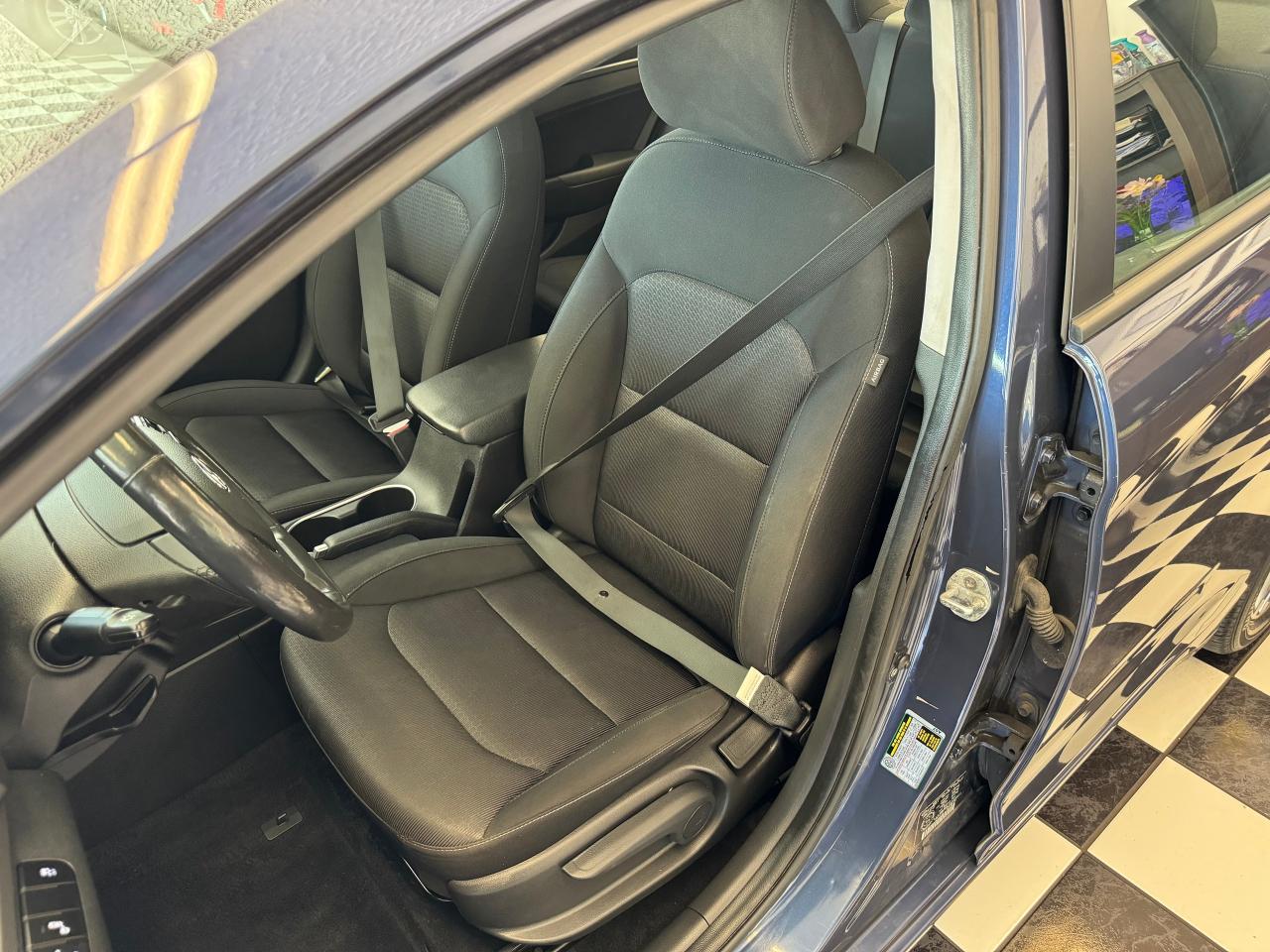 2018 Hyundai Elantra GL SE+Roof+Push Start+ApplePlay+BSM+CLEAN CARFAX Photo86