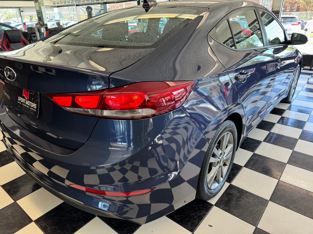 2018 Hyundai Elantra GL SE+Roof+Push Start+ApplePlay+BSM+CLEAN CARFAX Photo108